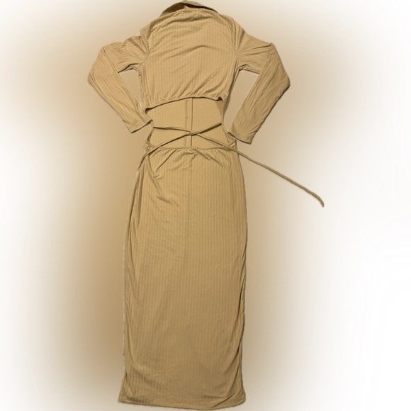 Long dress - Picture 2 of 5